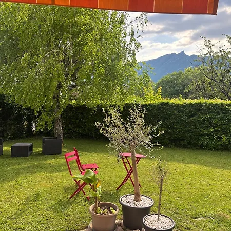 Lägenhet Avec Jardin A 2 Pas Du